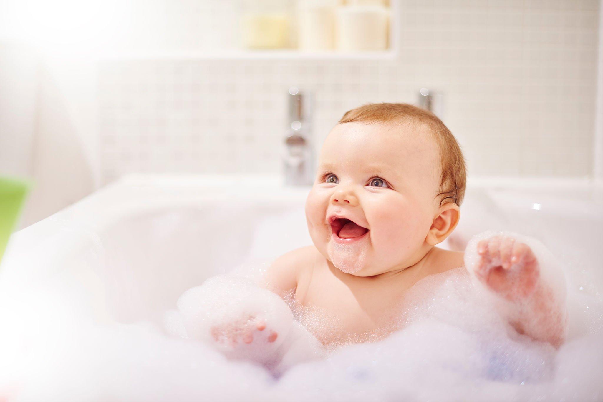 Baby Bath Accessories: To Buy or Not to Buy